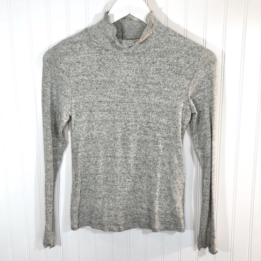 Acemi NWT Juniors Mock Ruffled Grey Turtleneck S
